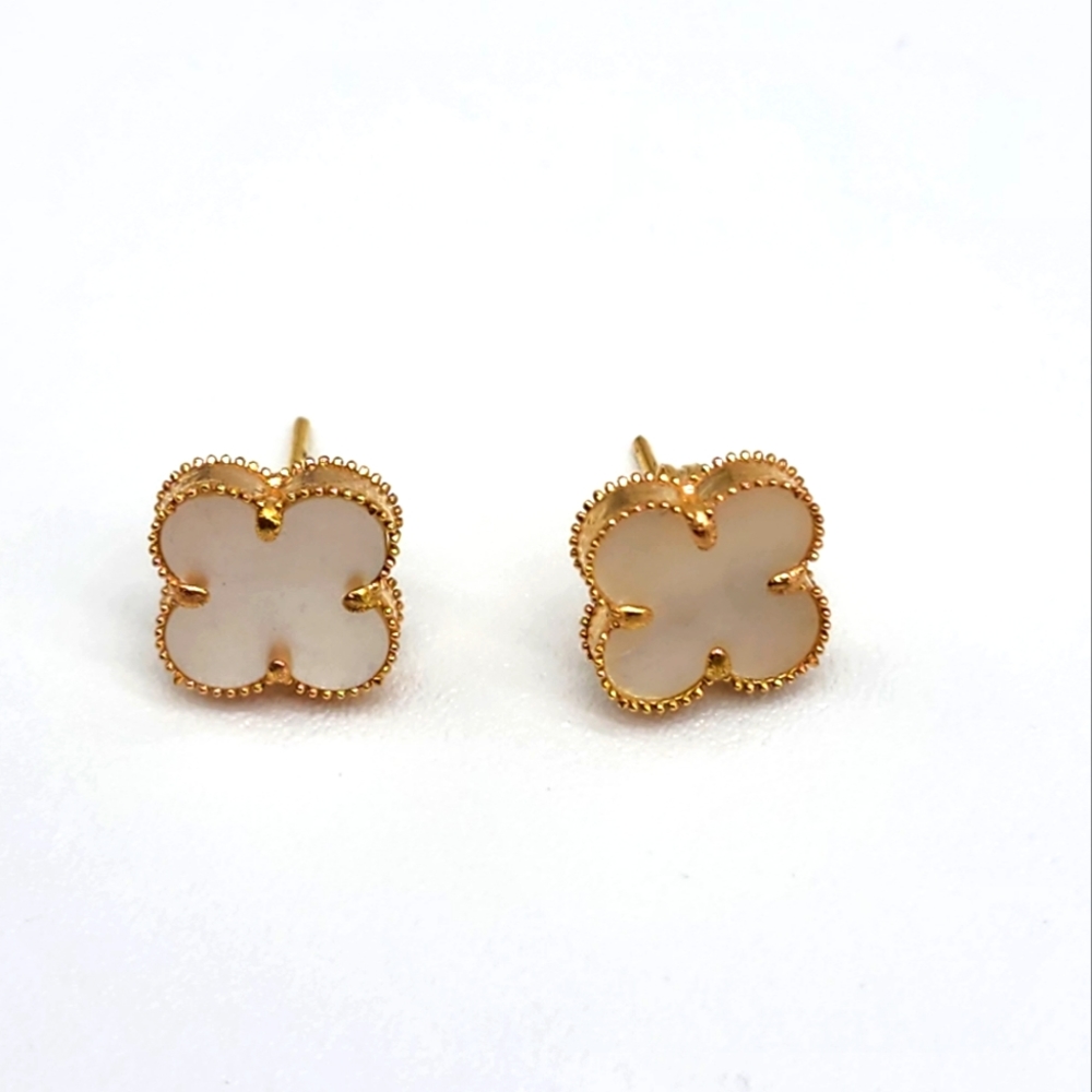 Elegant Gold and Cream Clover Earrings
